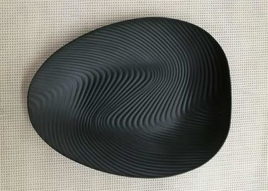 Il padellame d'imitazione della porcellana mette il Coreano - disegni la finitura ad ondulazioni nera di colore del piatto